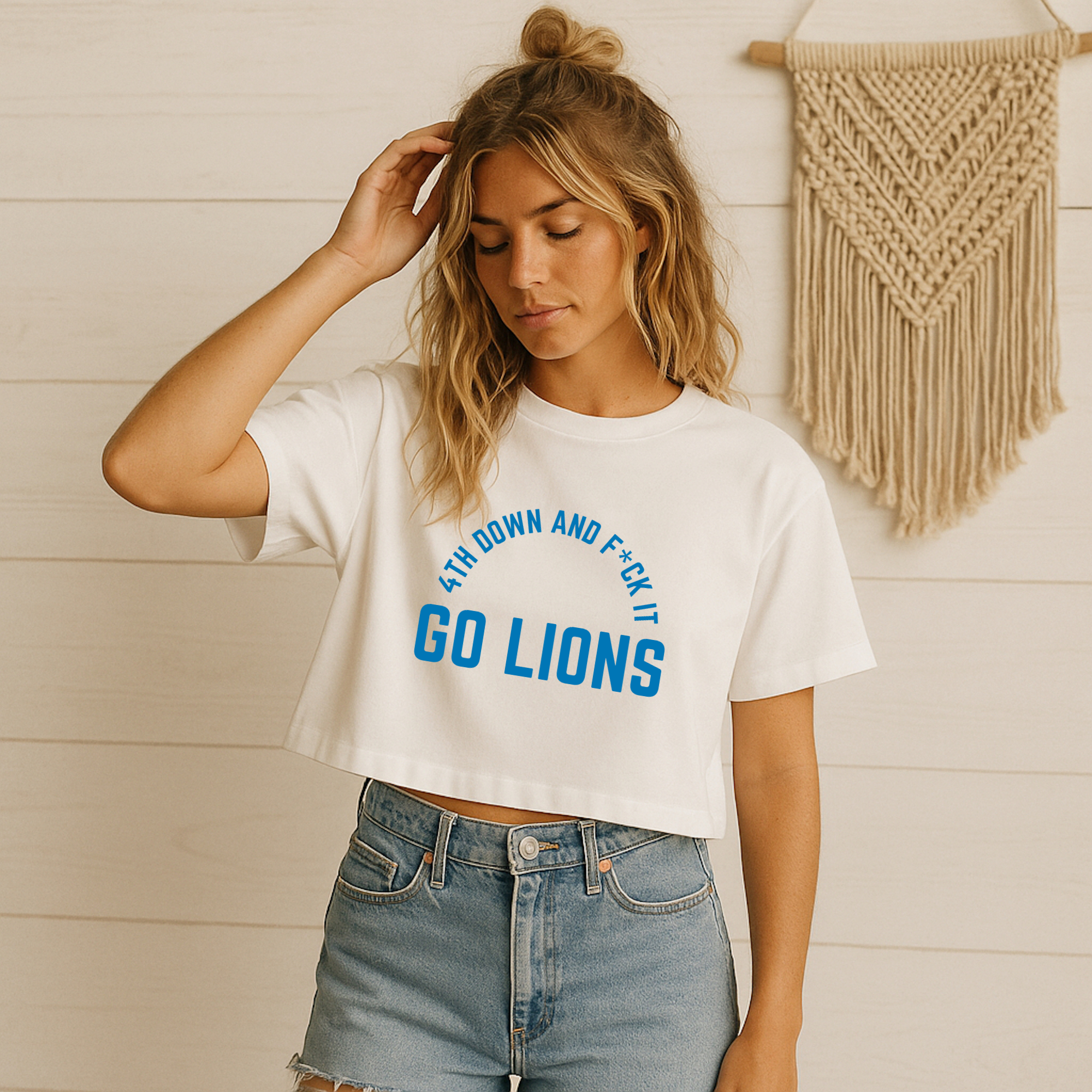 Detroit Football: Women's Crop Tee